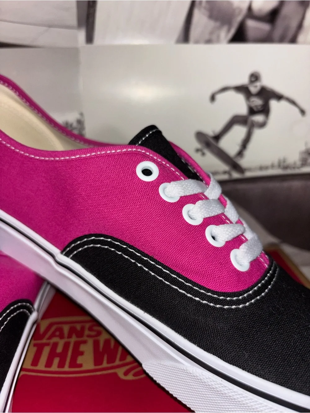 Vans Authentic sz 10.0 Men’s 11.5 Women’s